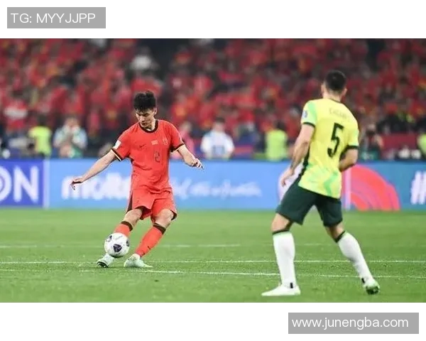 中澳之战首发阵容实力不足建议对伊万进行问责与调整